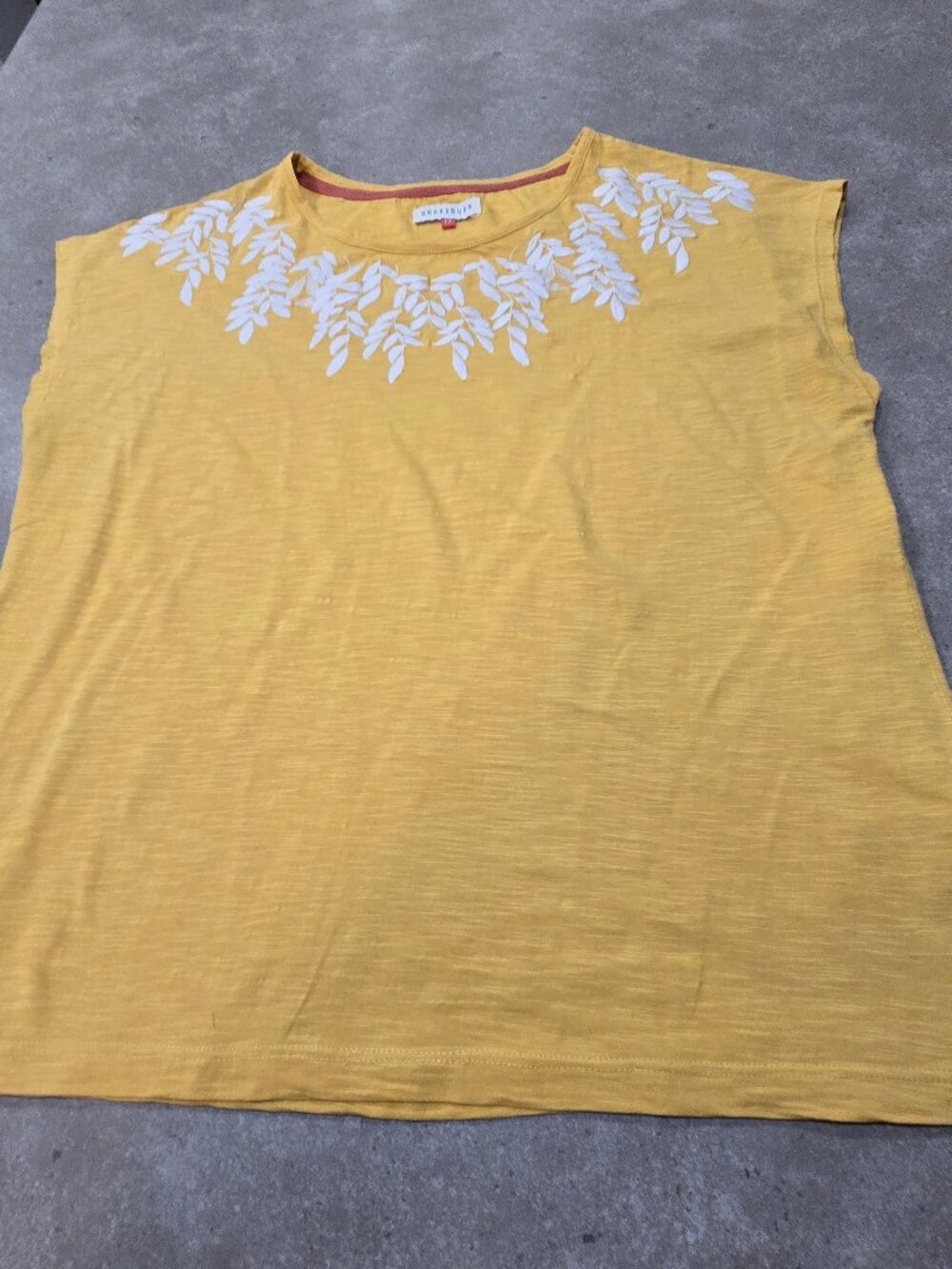 BRAKEBURN Women's 100% Cotton Cap Sleeves Top w/White Floral Embroidery - Medium